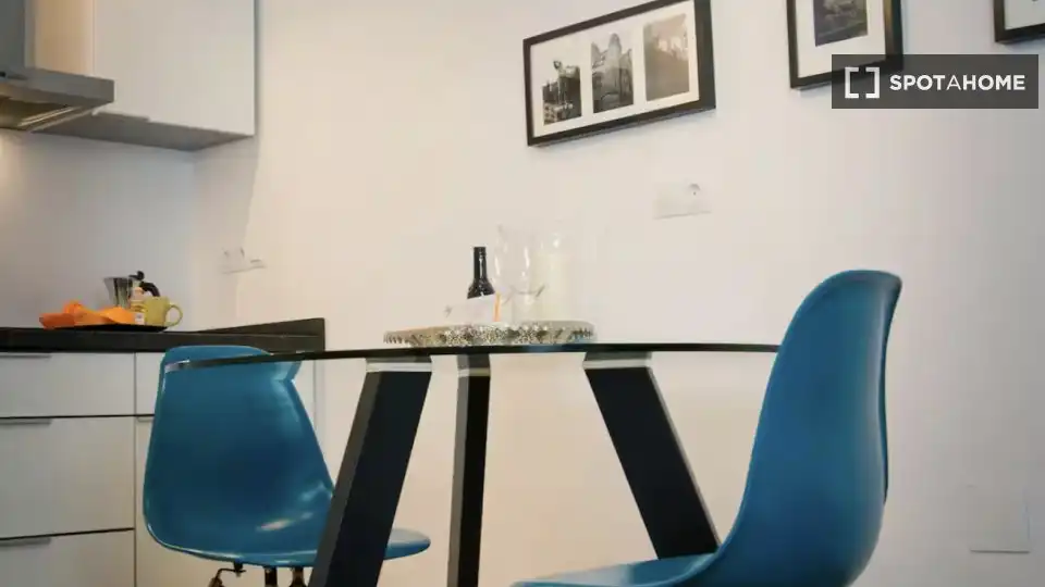 Dining room of Study for share in Málaga  with Air Conditioner, Heating and Terrace