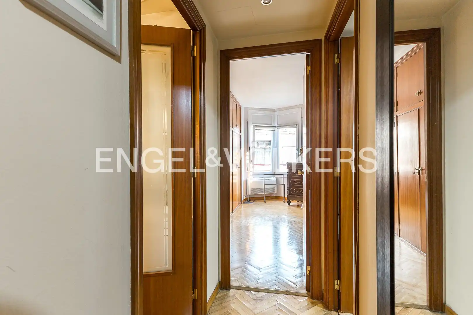 Piso en venta en Barcelona con Calefacción, Parquet y Amueblado