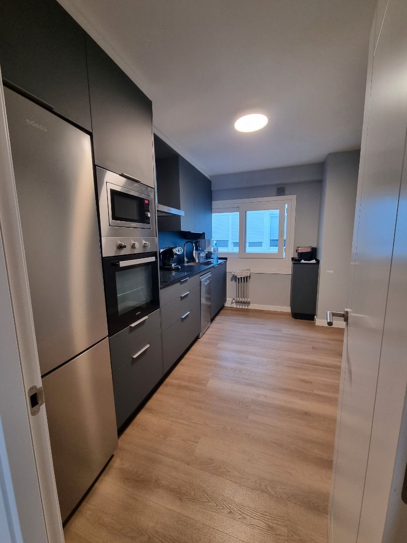 Piso de alquiler en Rúa de Frei Rosendo Salvado, 16, Ensanche - Sar