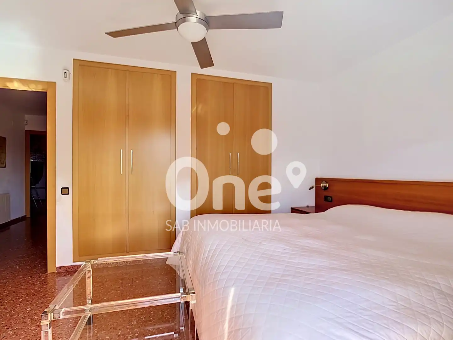 Schlafzimmer von Haus oder Chalet zum Verkauf in San Antonio de Benagéber mit Klimaanlage, Heizung und Privatgarten