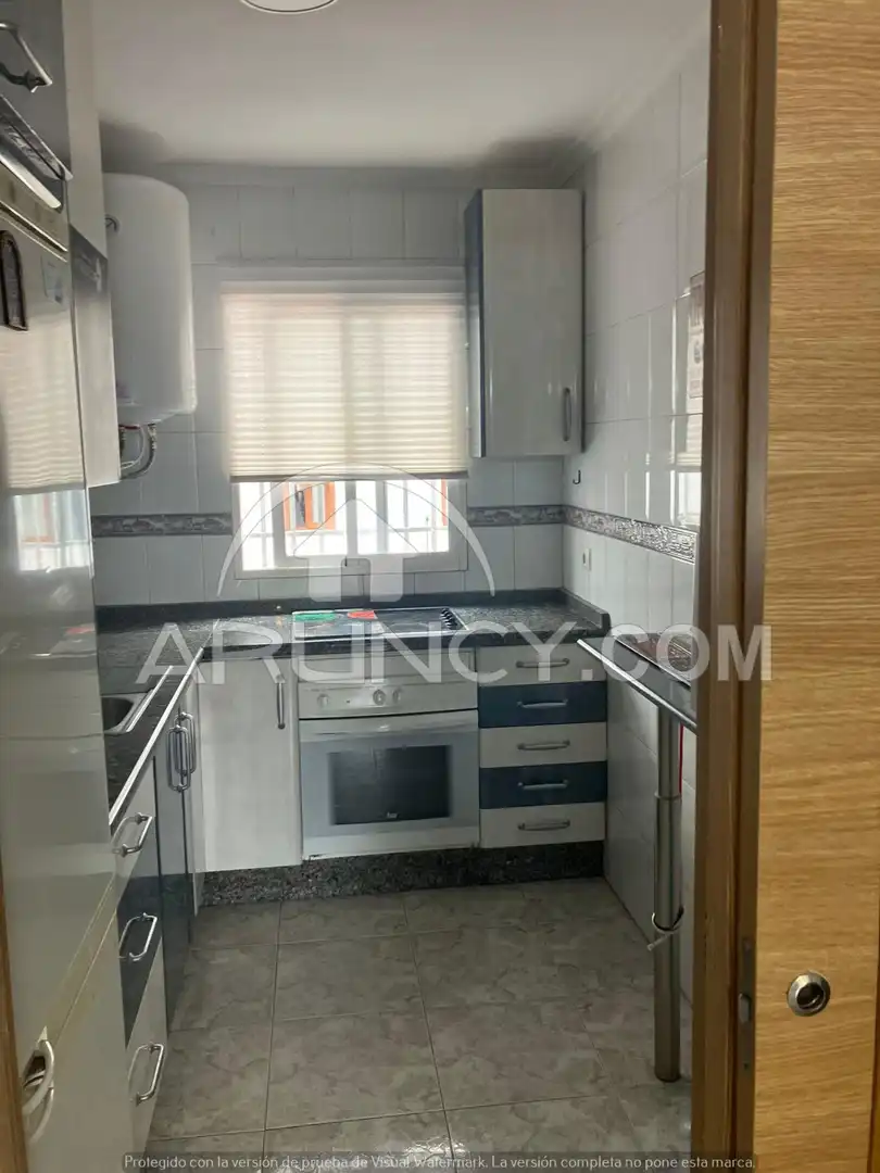 Cocina de Piso de alquiler en Alcalá de Guadaira con Aire acondicionado, Terraza y Amueblado