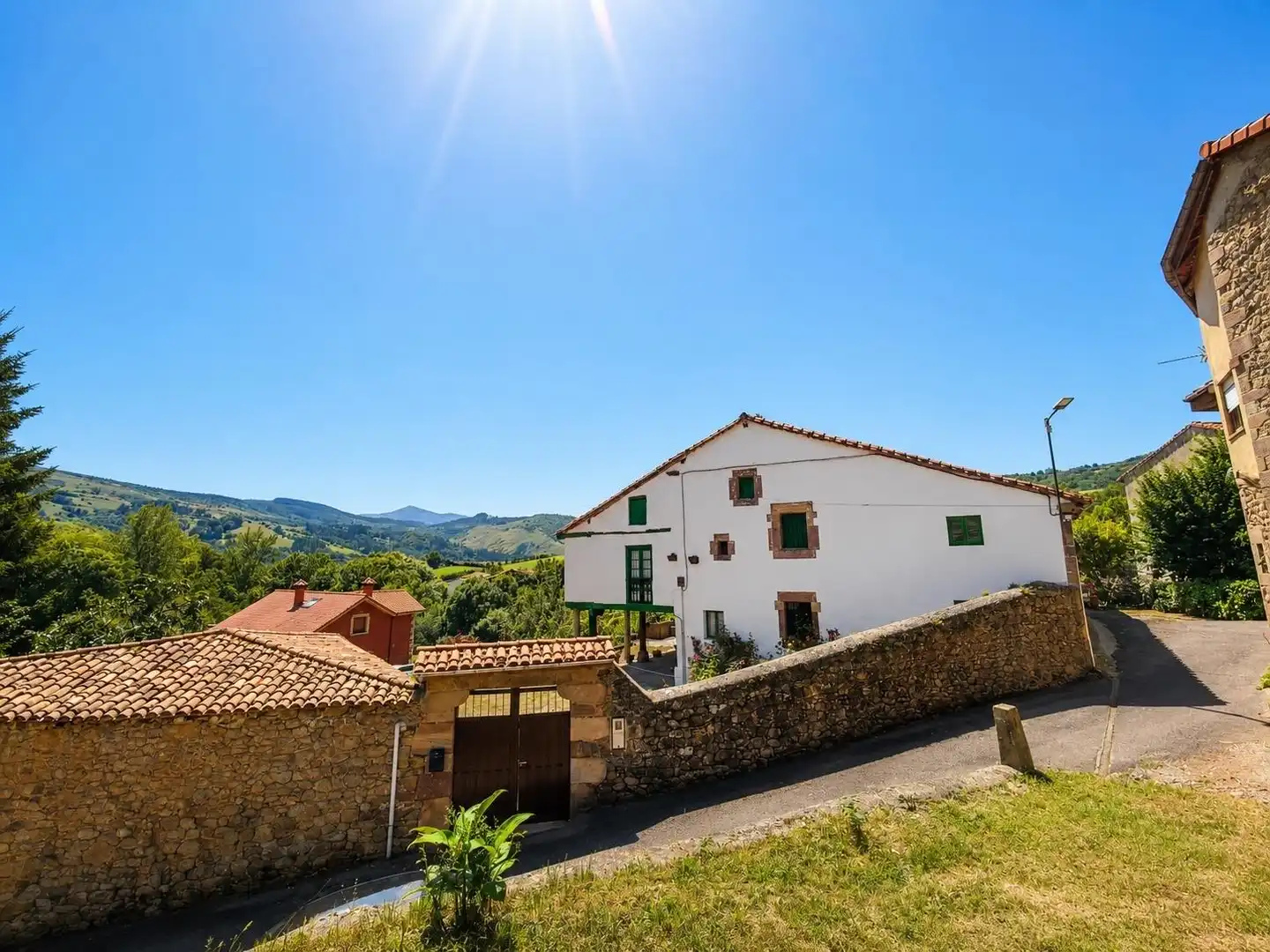 Vista exterior de Finca rústica en venta en Anievas con Trastero y Balcón