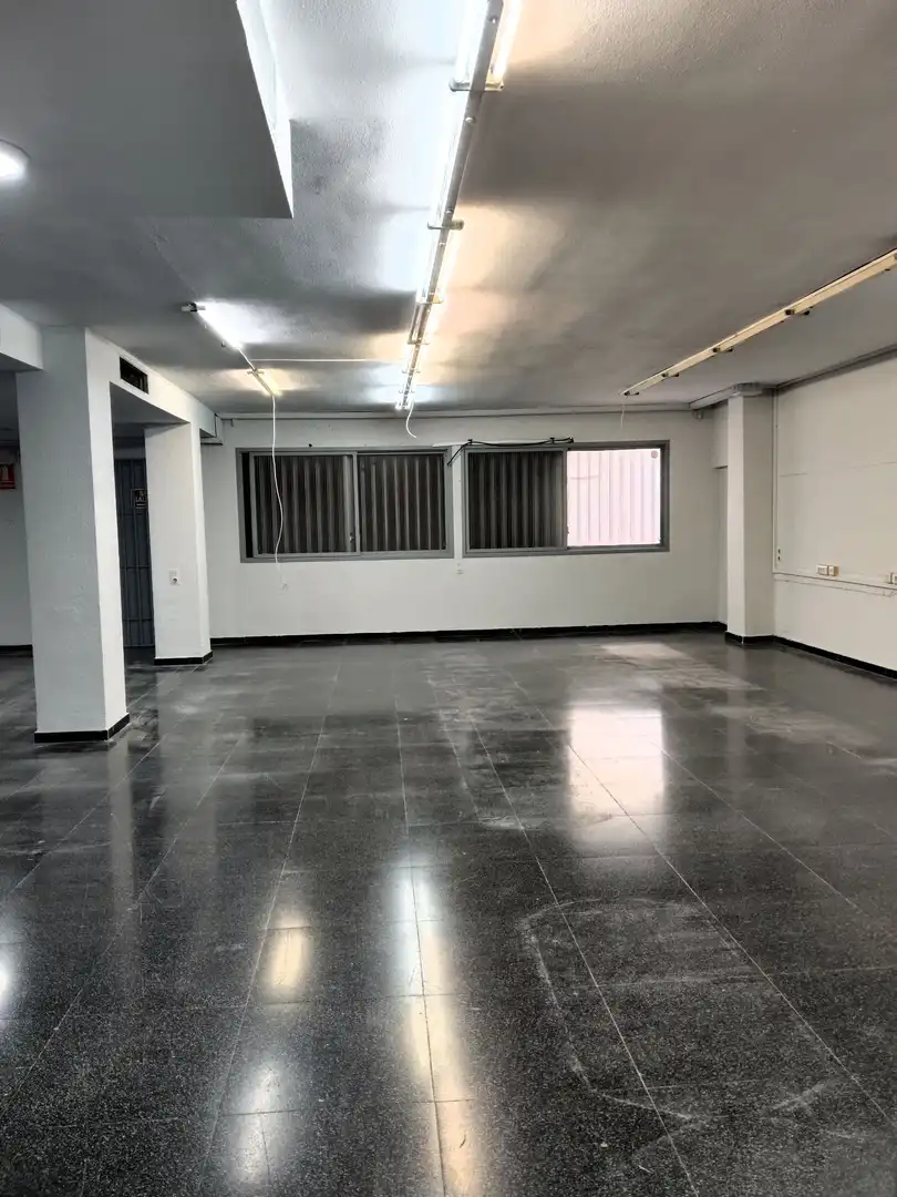 Oficina de alquiler en Valencia