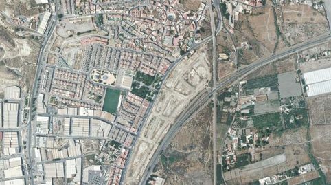 Foto 5 de Piso en venta en Viator, Almería