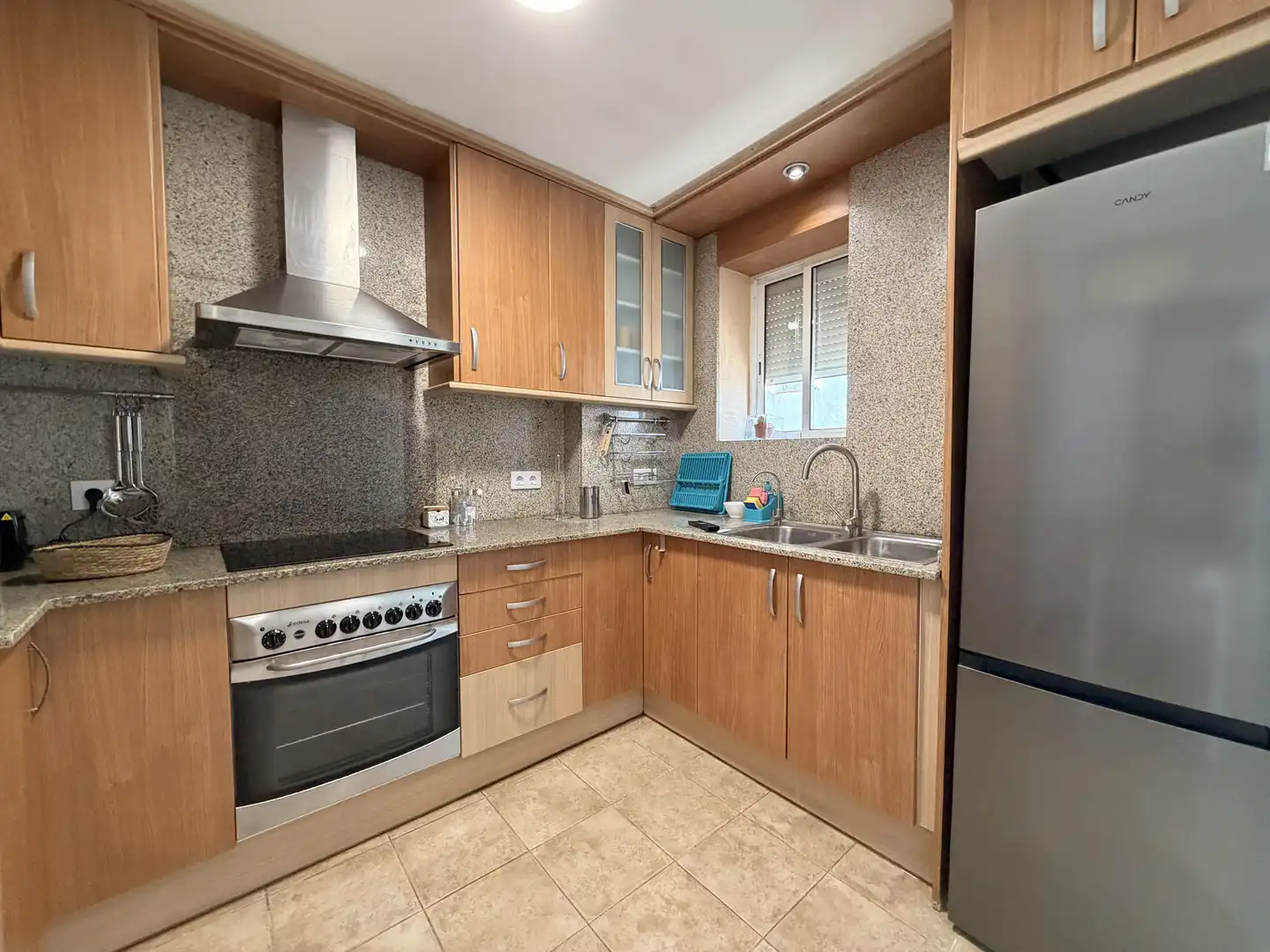 Cocina de Piso en venta en Vilanova i la Geltrú con Calefacción