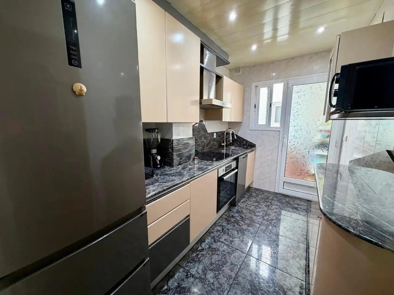 Cocina de Ático en venta en Montcada i Reixac con Aire acondicionado, Calefacción y Terraza