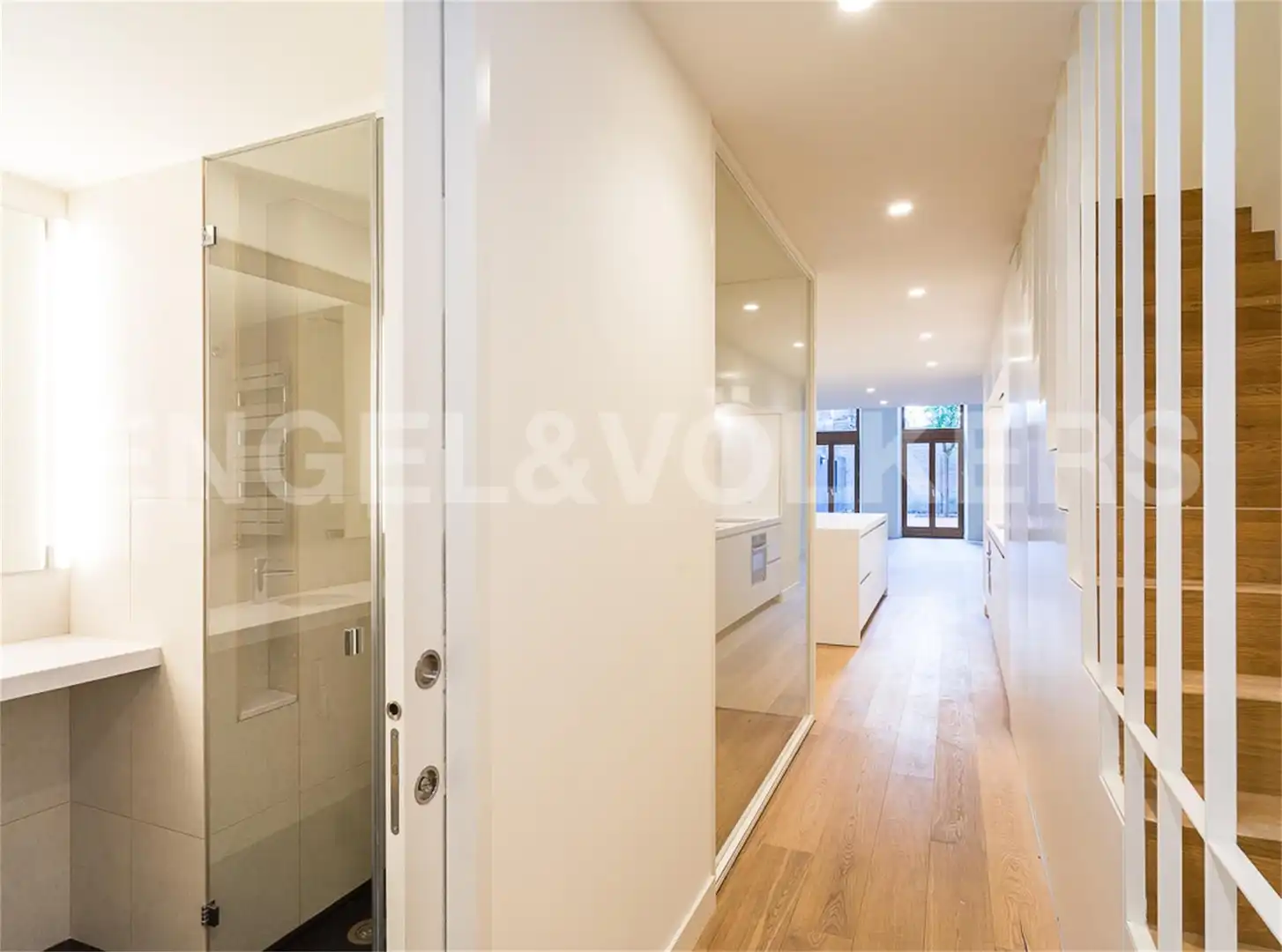 Planta baja en venta en Dreta de l'Eixample
