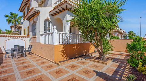 Foto 2 de Casa adosada en venta en Lomas de Cabo Roig - Los Dolses, Orihuela