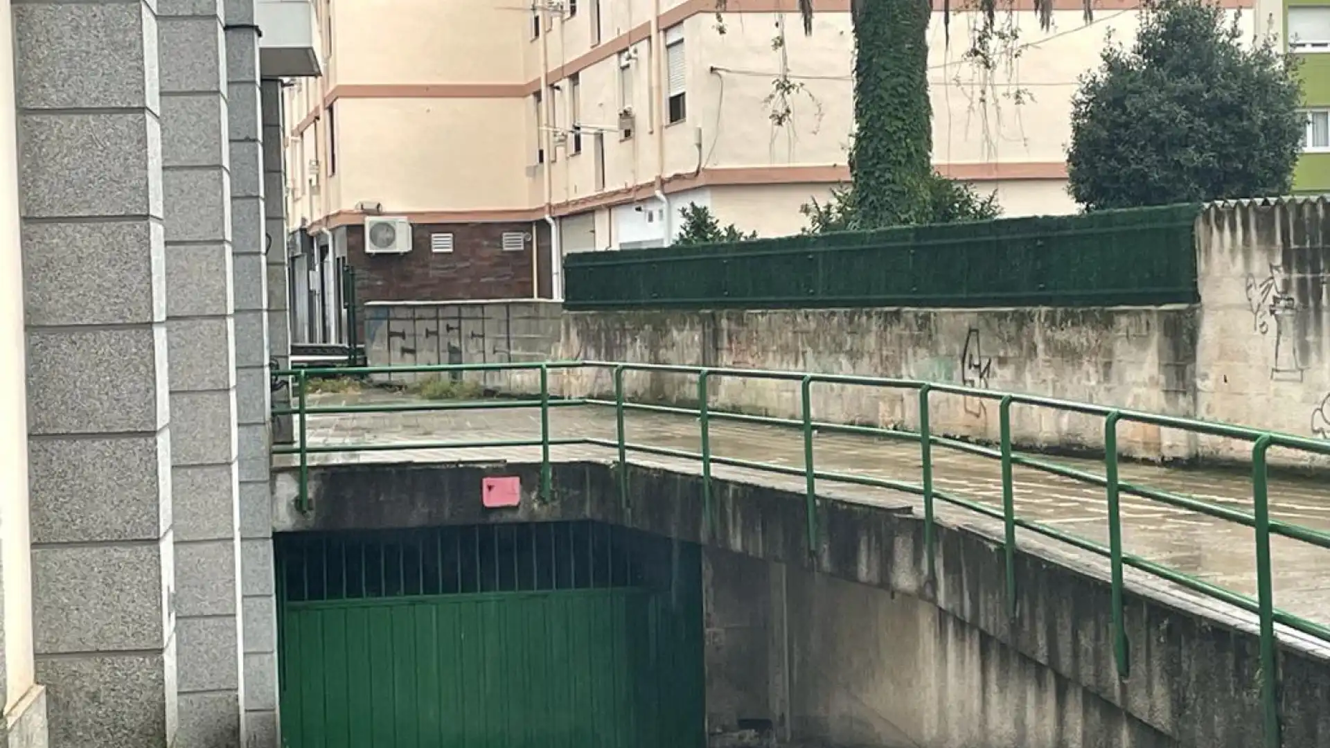 Vista exterior de Garaje de alquiler en Piélagos