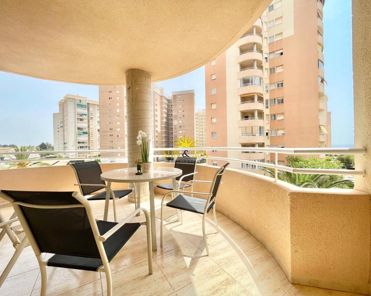 Terrassa de Apartament de lloguer en Orihuela amb Aire condicionat, Calefacció i Piscina