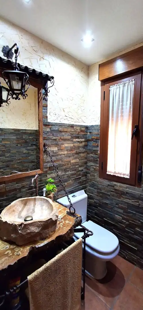 Bany de Casa o xalet en venda en Villanueva de Duero amb Calefacció, Jardí privat i Traster