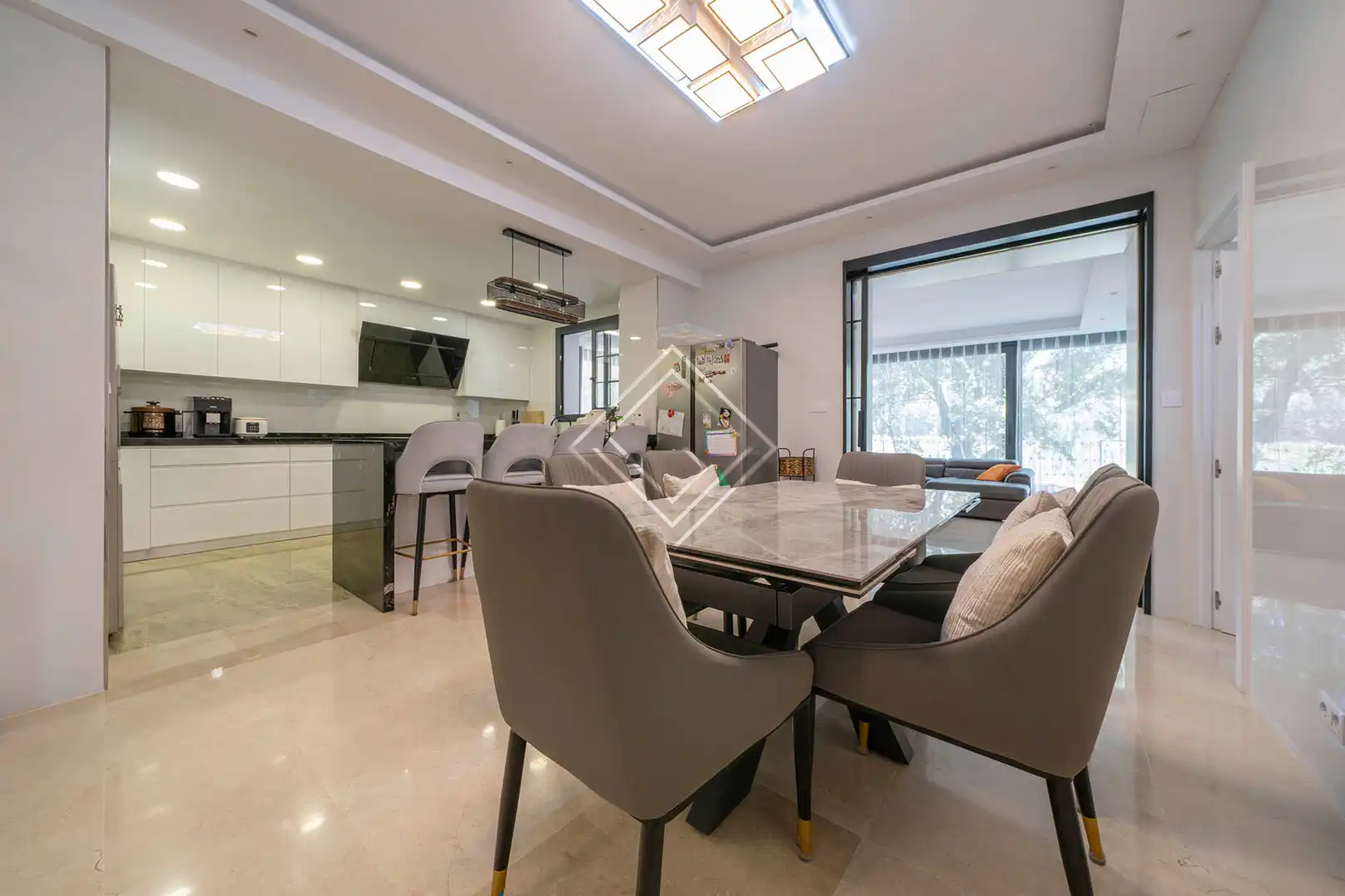 Detached house with pool for sale in Urbanización Este - Montepríncipe, imagen 37