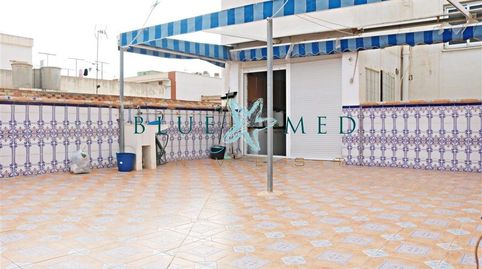 PISO CON AMPLIA TERRAZA EN SEGUNDA LÍNEA DEL PASEO MARÍTIMO
