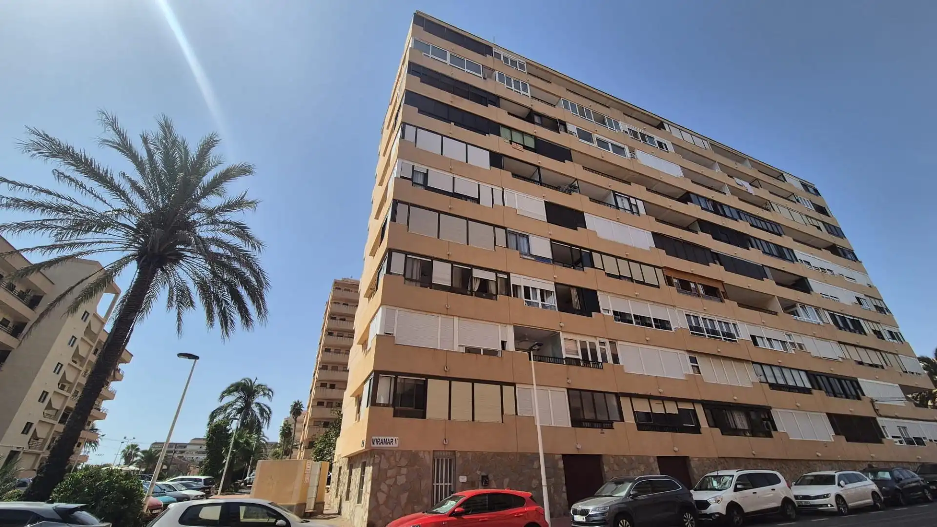 Vista exterior de Apartament en venda en Torrevieja amb Terrassa i Moblat