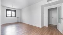 Flat for sale in Calle de Monseñor Oscar Romero,  Madrid Capital, imagen 3