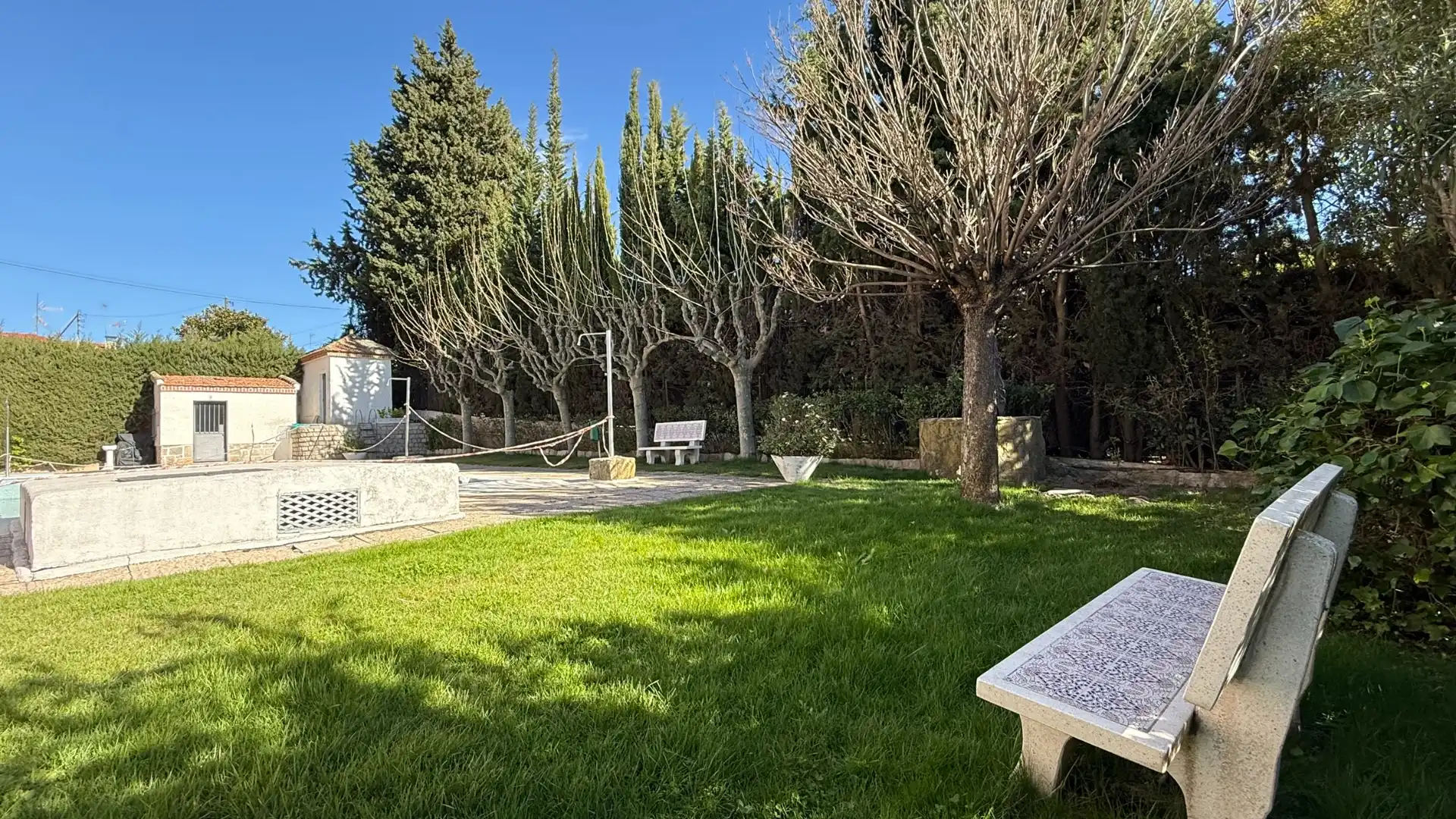 Jardín de Piso en venta en Aldea del Fresno con Aire acondicionado, Terraza y Amueblado