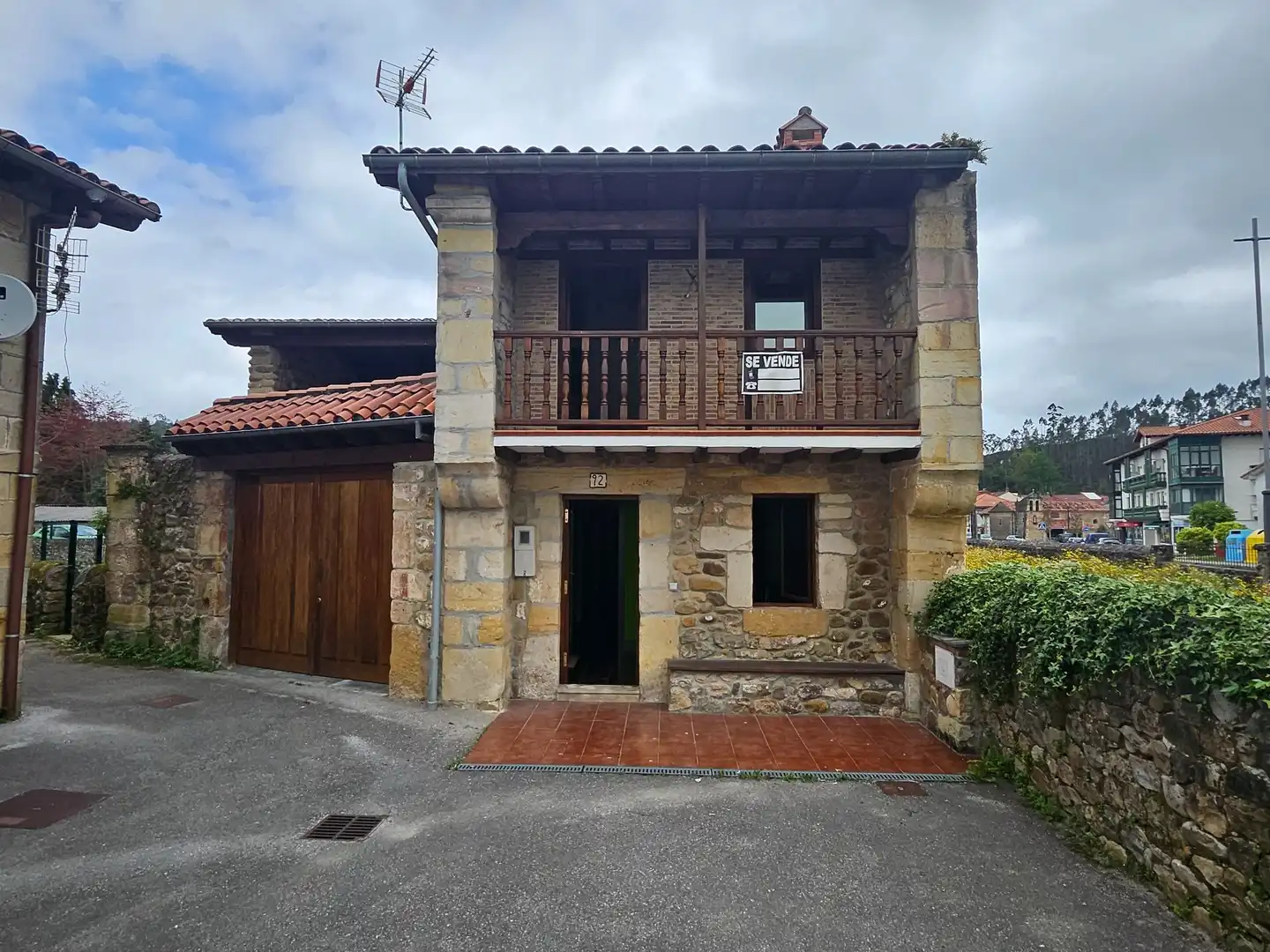 Exterior view of Houses for sale in Mazcuerras  with Private garden