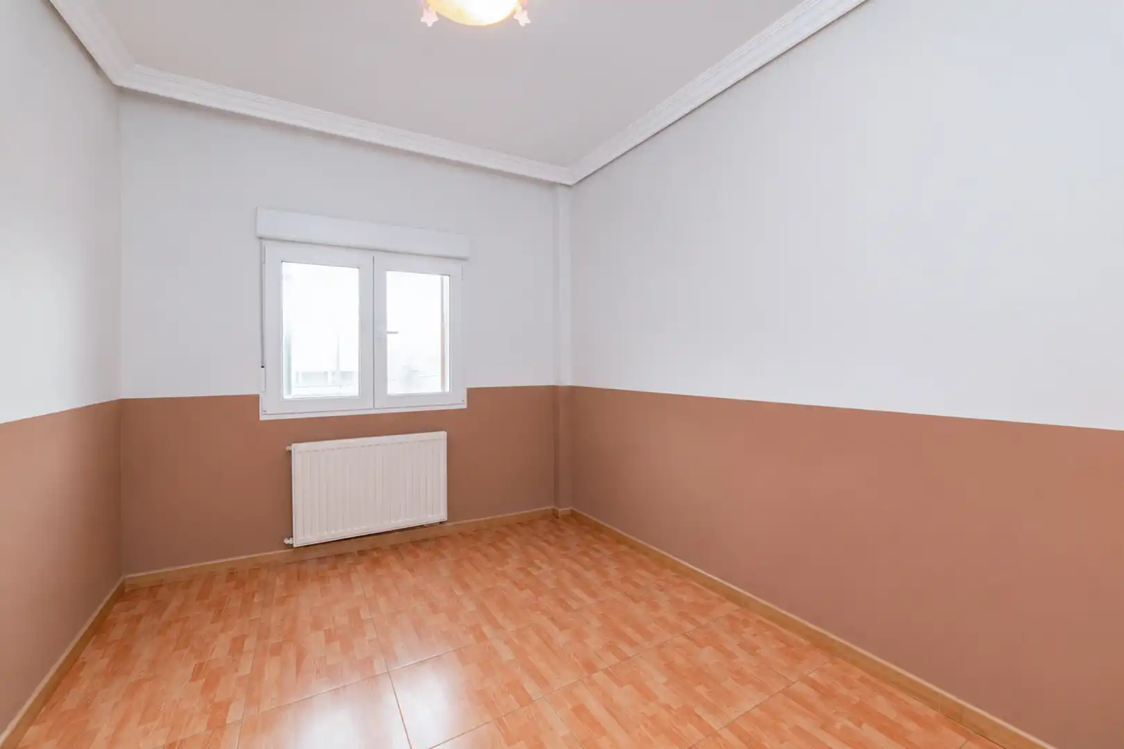 Habitación de Piso en venta en Parla con Calefacción y Terraza