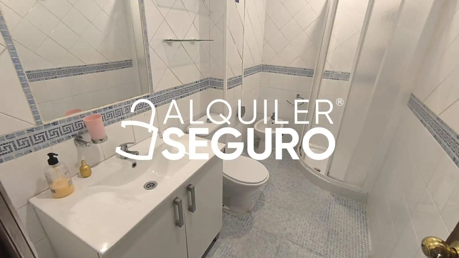Bany de Pis de lloguer en Sevilla
