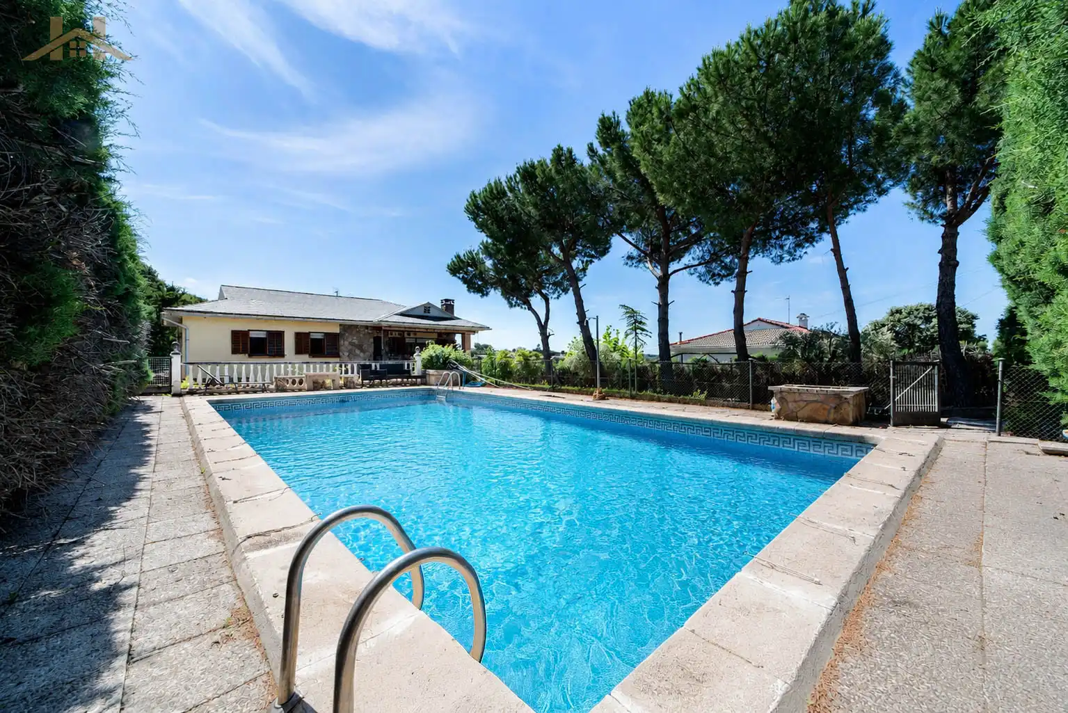Piscina de Casa o chalet en venta en Valdemorillo con Calefacción, Jardín privado y Terraza