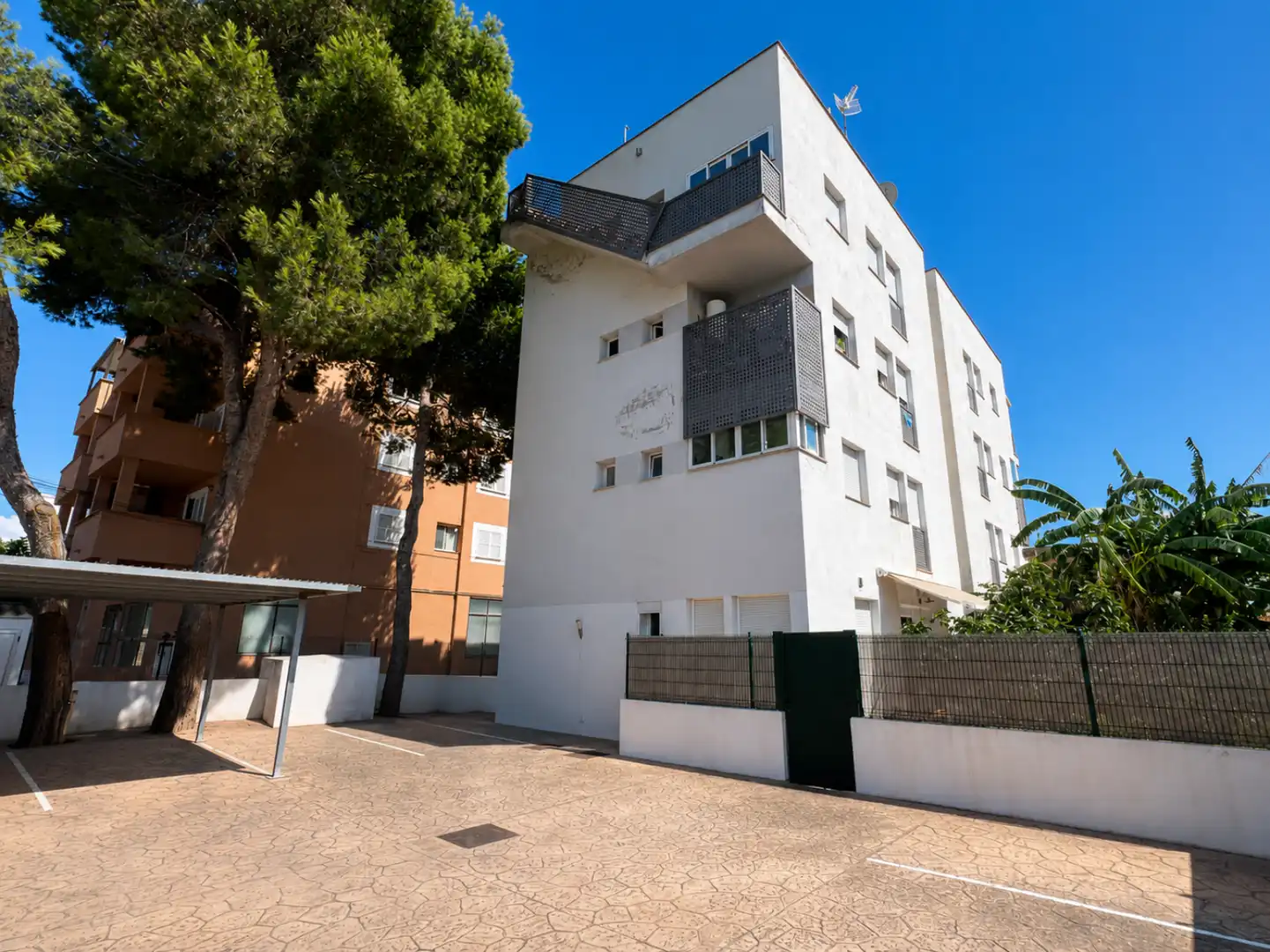 Vista exterior de Piso en venta en Calvià con Aire acondicionado, Calefacción y Jardín privado