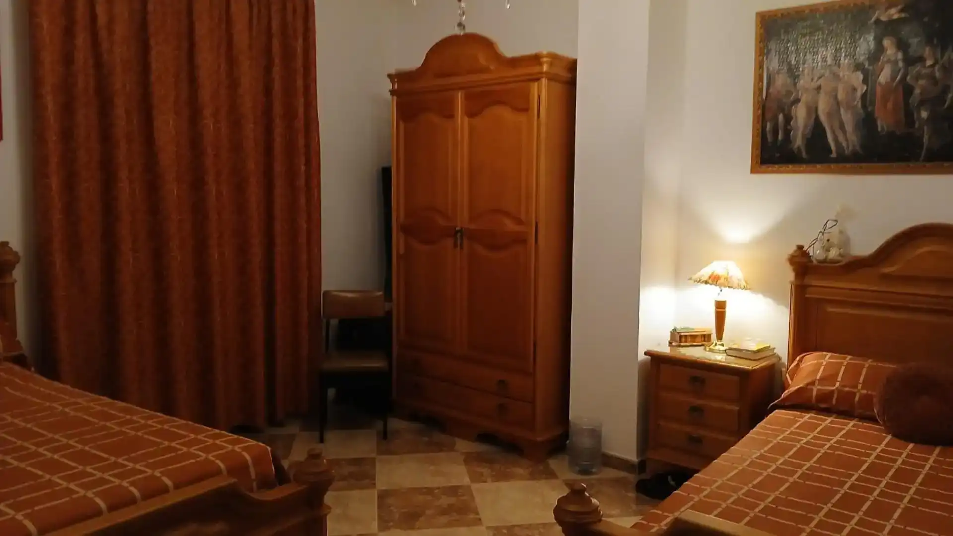 Dormitori de Casa o xalet en venda en Lopera amb Aire condicionat, Jardí privat i Traster