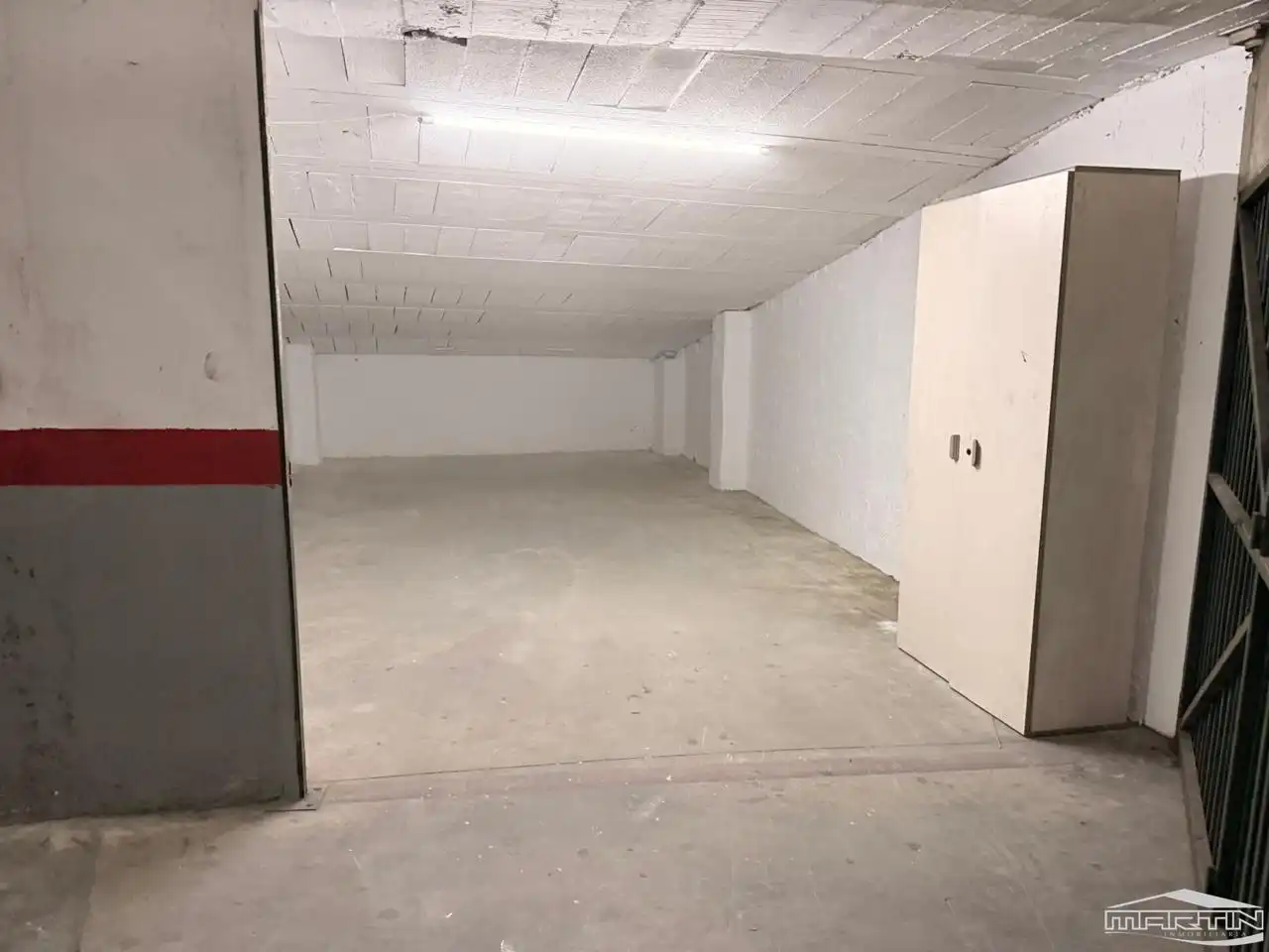 Parking to rent in Calle el Peso
