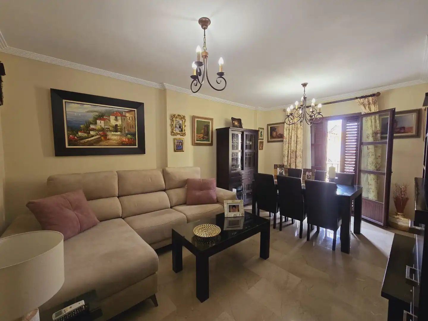 Sala de estar de Casa o chalet en venta en Alcalá de Guadaira con Trastero