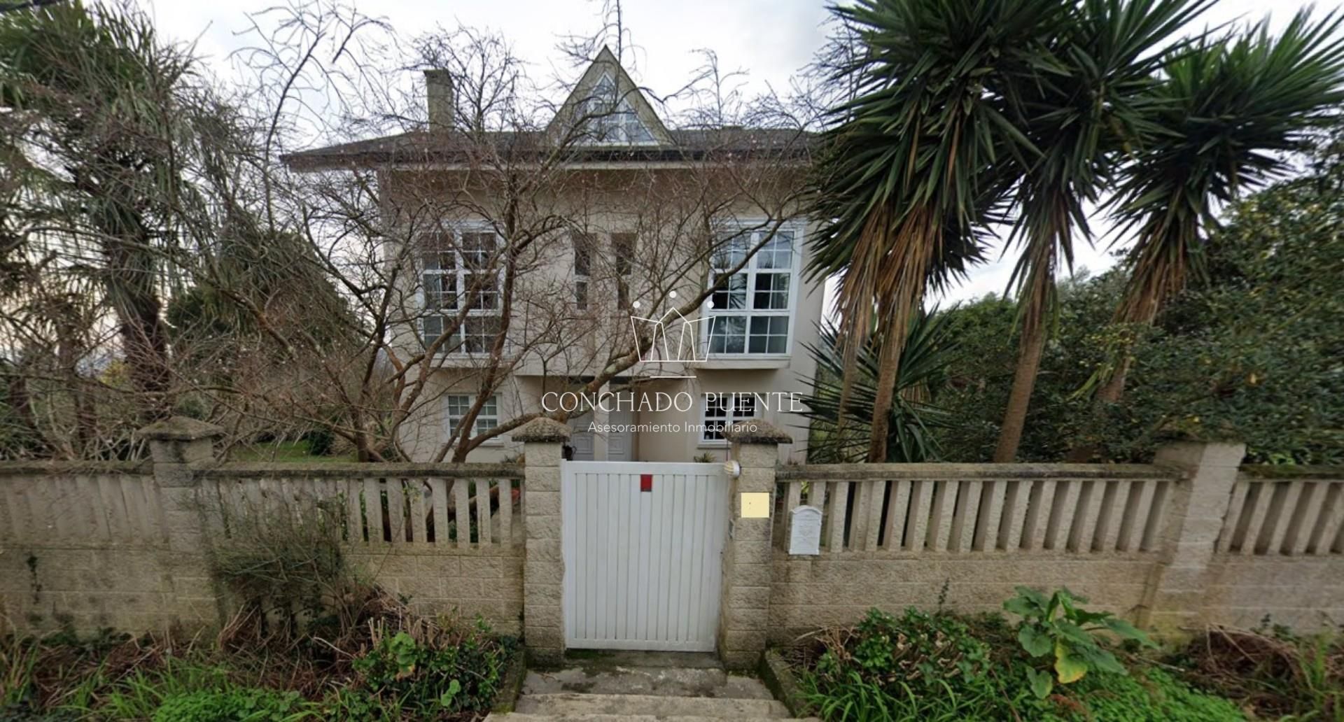 Vista exterior de Casa o xalet en venda en Culleredo amb Jardí privat