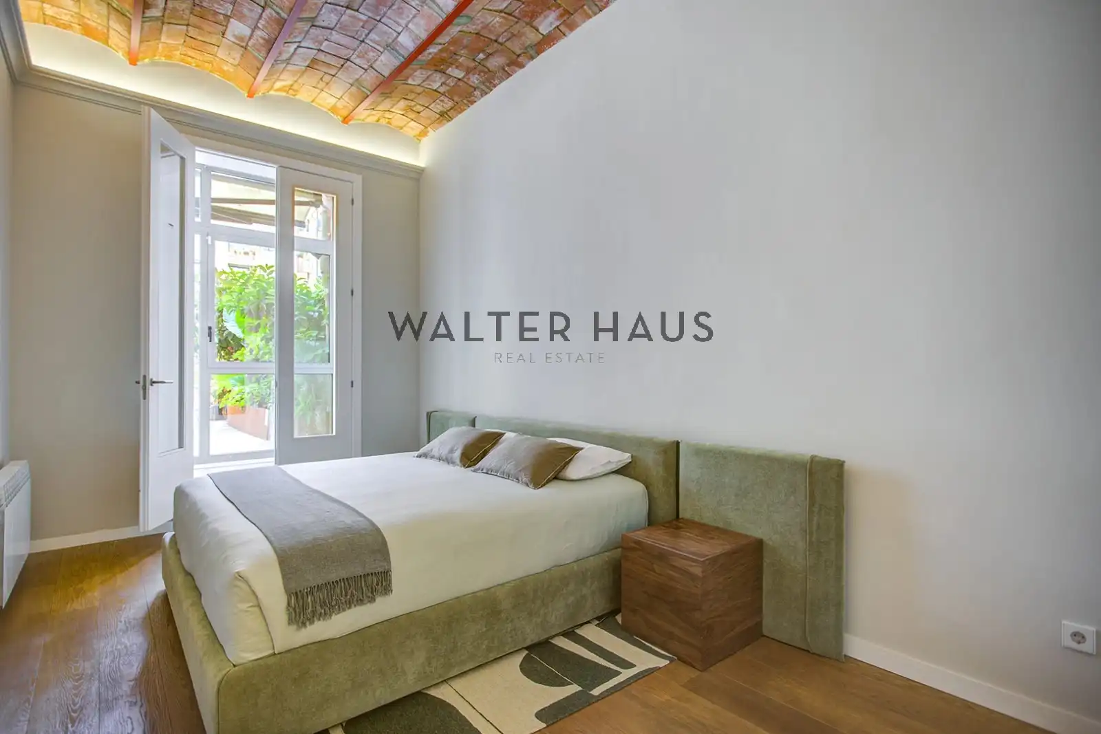 Habitación de Piso en venta en Barcelona con Aire acondicionado, Terraza y Horno