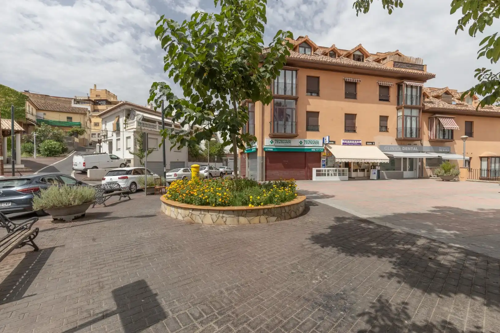Vista exterior de Casa adosada en venda en Monachil amb Aire condicionat, Calefacció i Terrassa