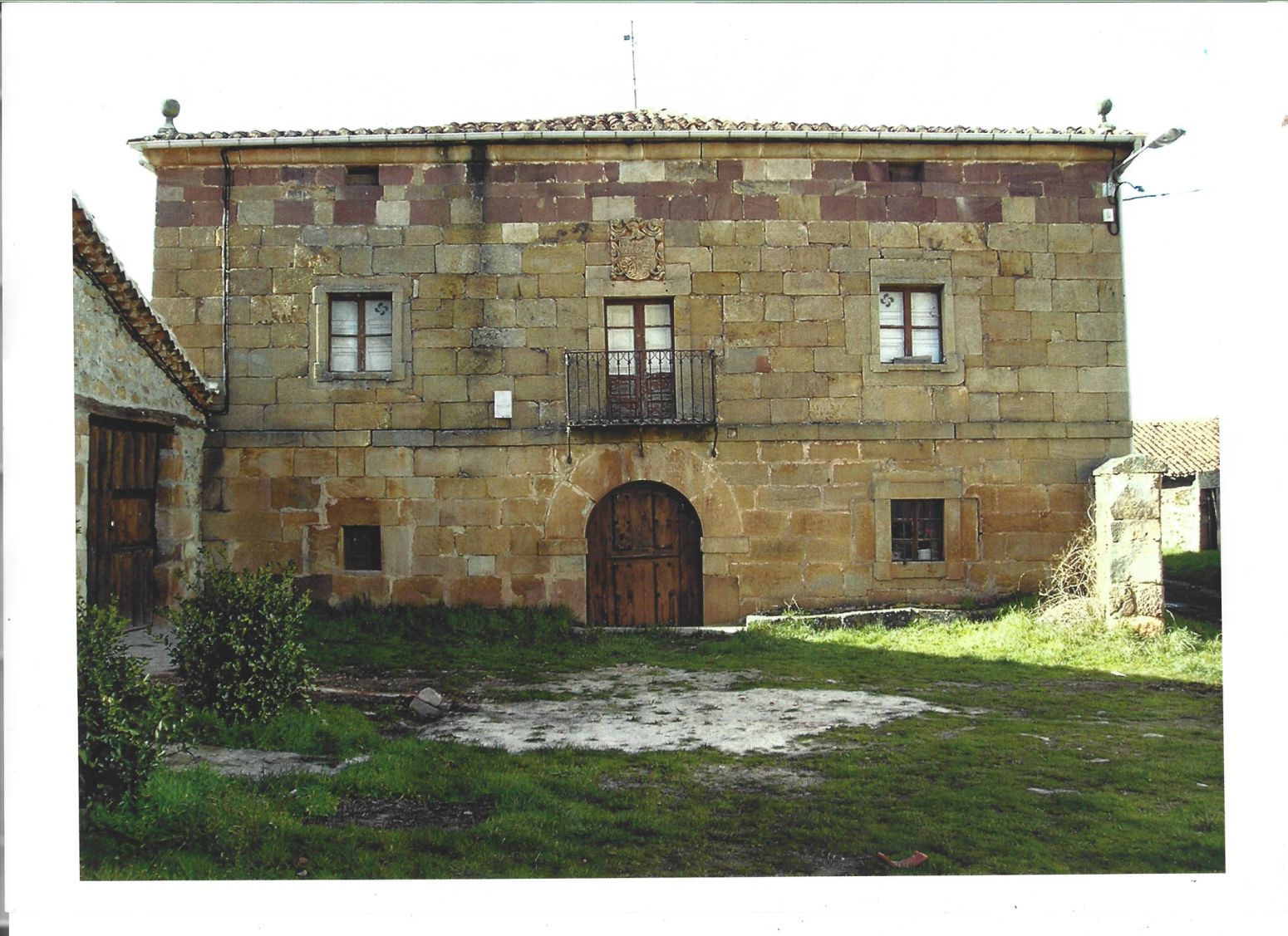 Vista exterior de Casa o xalet en venda en Barbadillo del Mercado amb Jardí privat