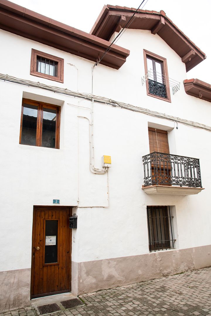 Vista exterior de Pis en venda en Asparrena amb Terrassa