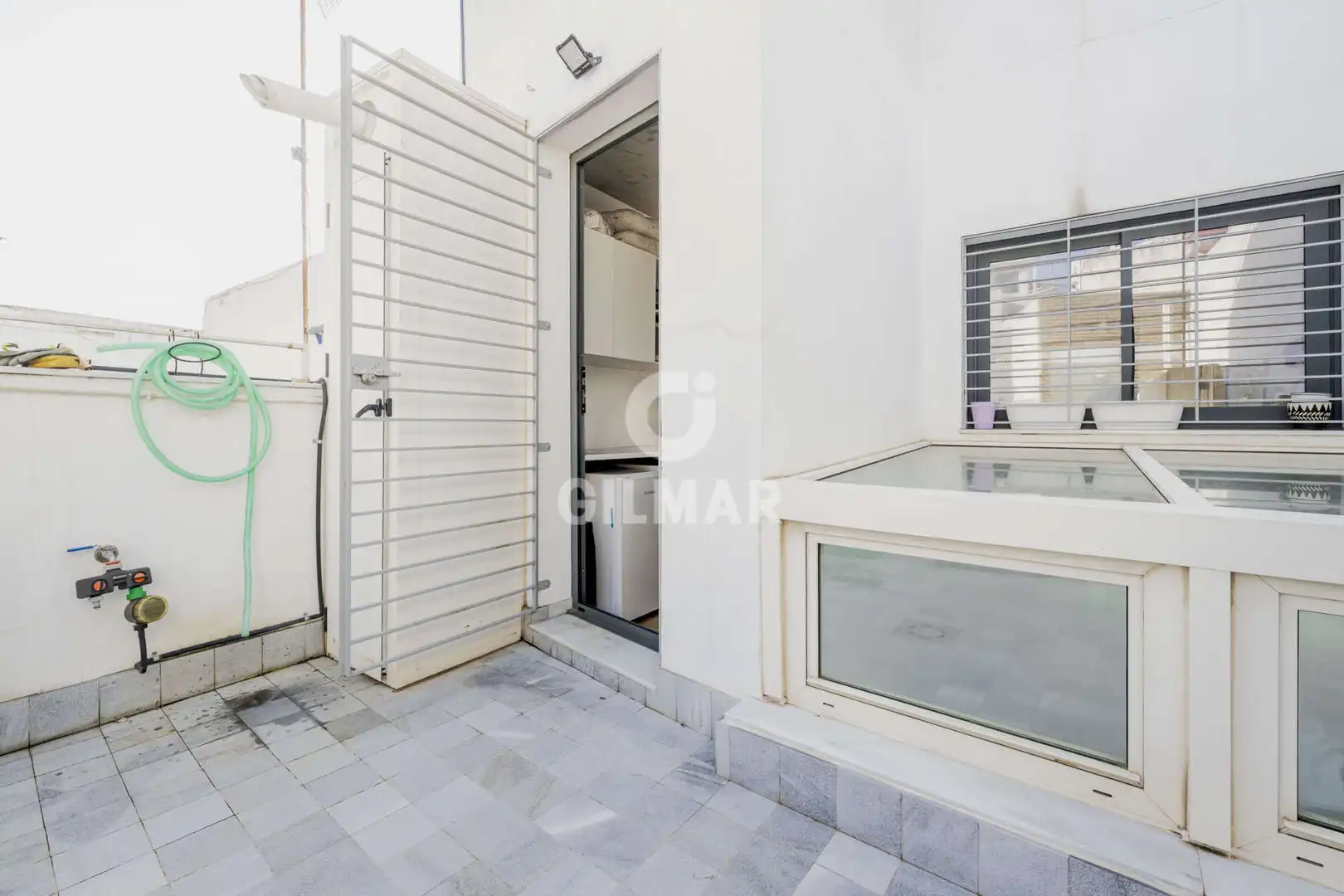 Terraza de Casa adosada en venta en Sevilla con Calefacción y Piscina