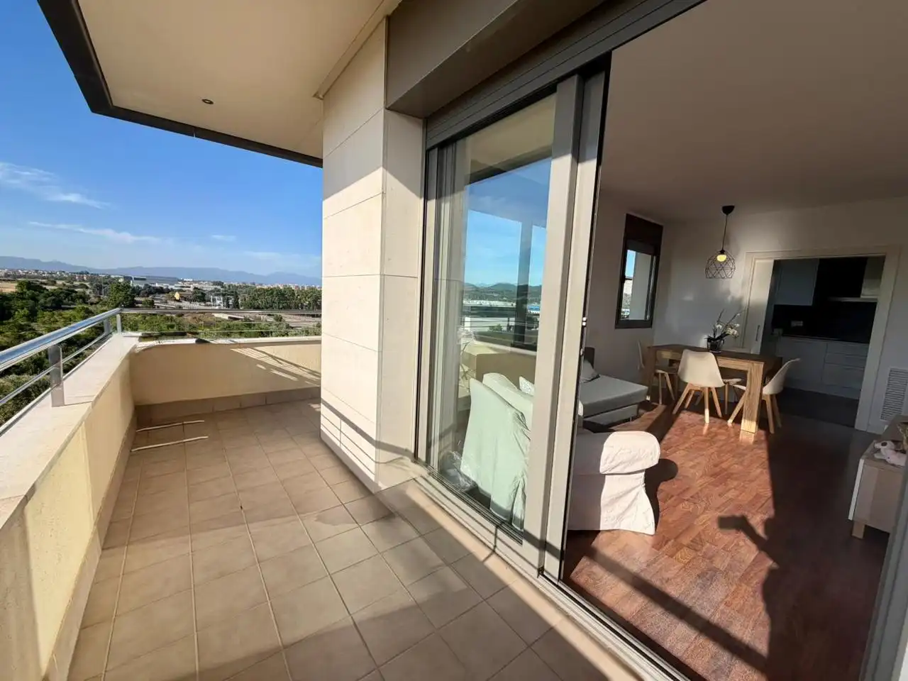 Terraza de Piso en venta en Montcada i Reixac con Aire acondicionado, Calefacción y Parquet