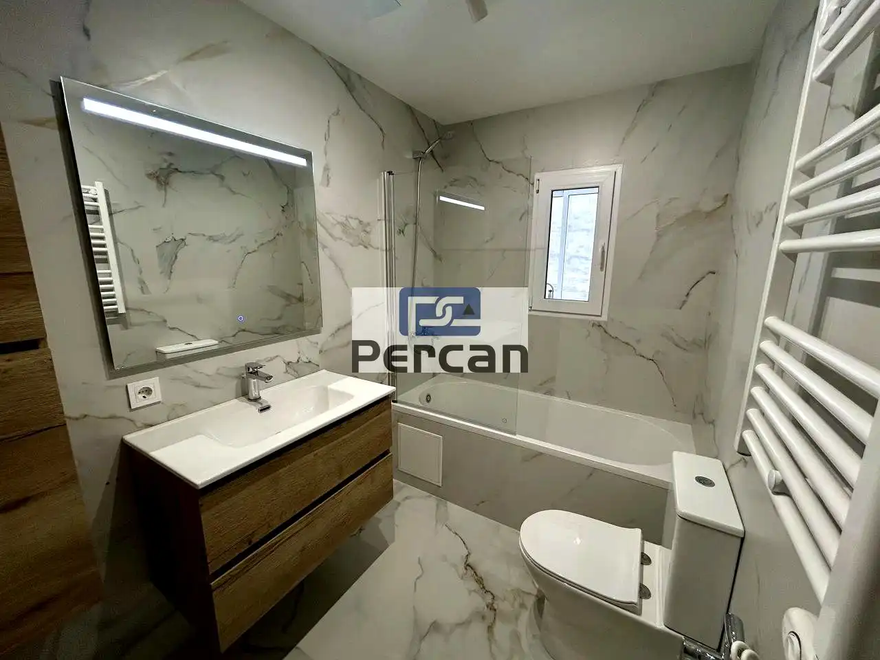 Baño de Piso en venta en Sant Joan d'Alacant con Balcón