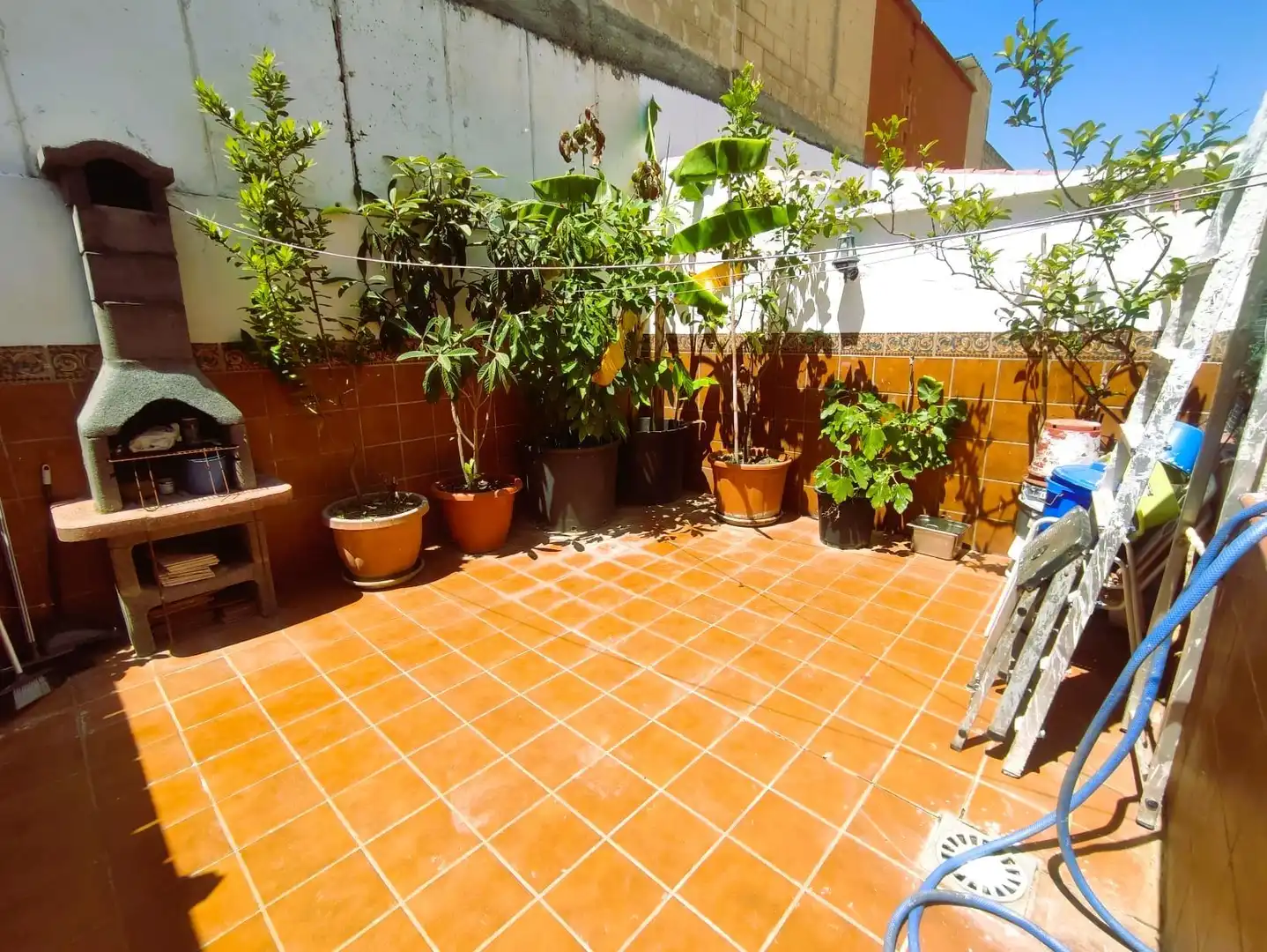 Terrassa de Casa adosada en venda en Algeciras amb Jardí privat i Piscina comunitària
