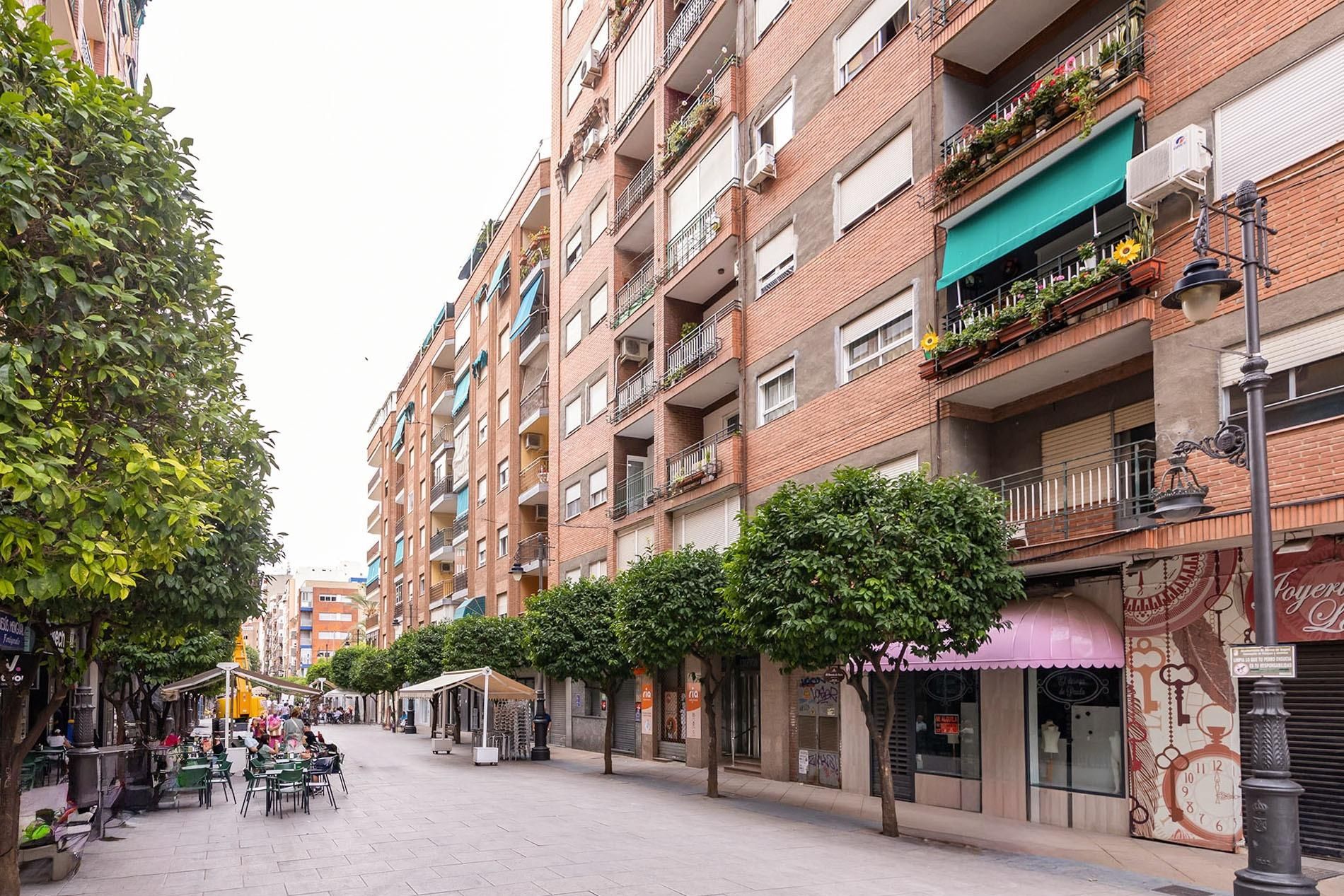 Pis en venda a  ROSALES, Centro, Casco Urbano