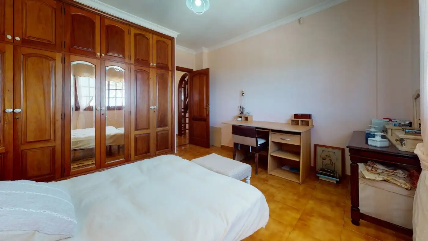 Dormitori de Casa o xalet en venda en Las Palmas de Gran Canaria amb Jardí privat, Terrassa i Traster