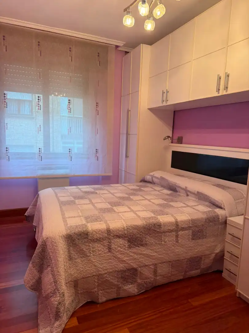 Habitación de Piso en venta en Barakaldo  con Calefacción, Parquet y Amueblado