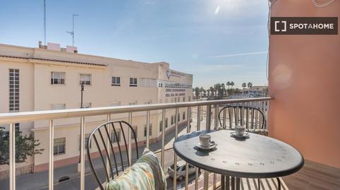 Foto 2 de Apartament per a compartir a El Cabanyal - El Canyamelar, Valencia