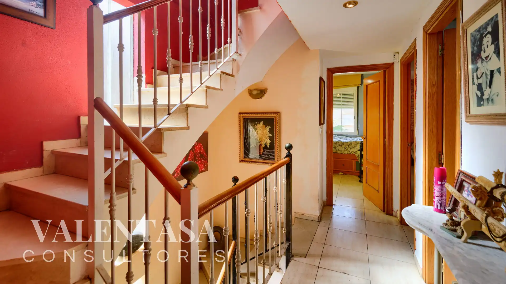 Houses for sale in L'Eliana  with Air Conditioner, Heating and Private garden