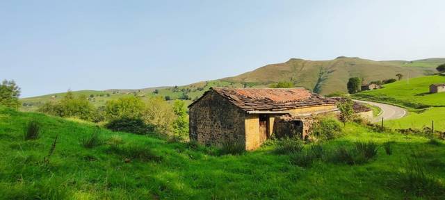 Casa-chalet en Venta en Selaya