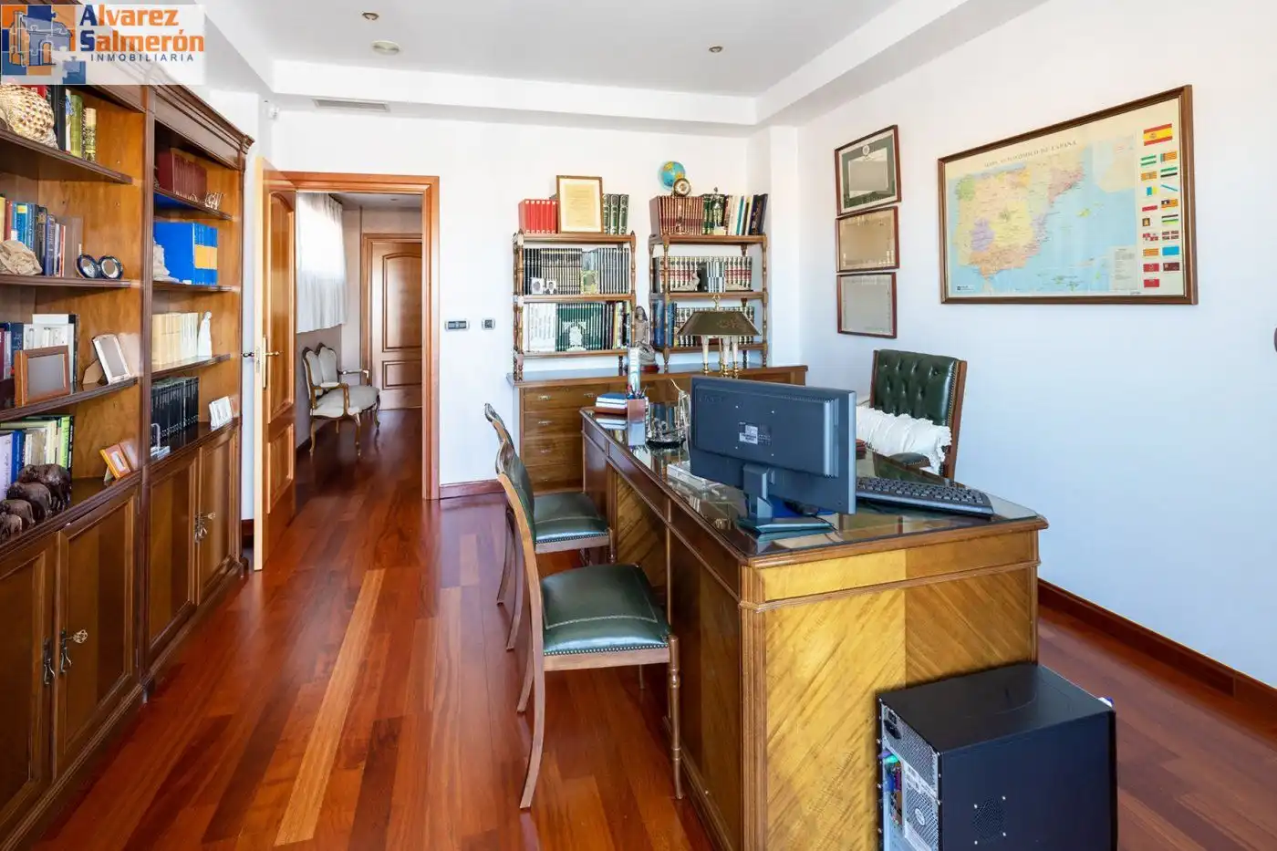 Houses for sale in Calle GAONA, San Francisco Javier