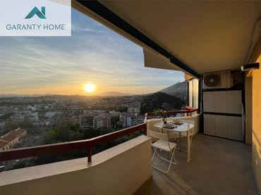Flat with pool to rent in Calle Calle del Sauce, 20