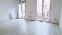 Living room of Flat to rent in  Madrid Capital  with Air Conditioner, Heating and Oven