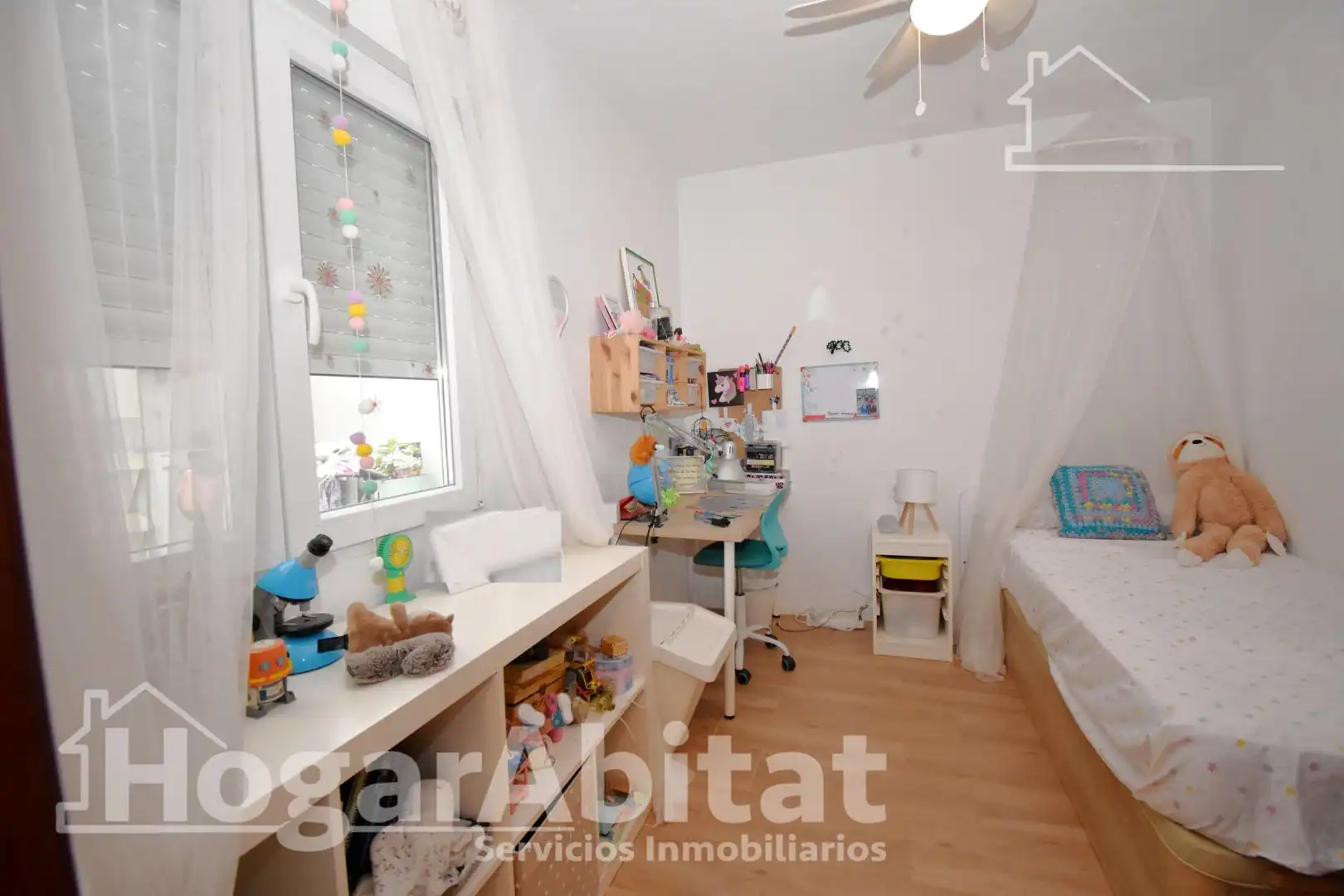 Habitación de Planta baja en venta en Burjassot con Aire acondicionado, Calefacción y Terraza