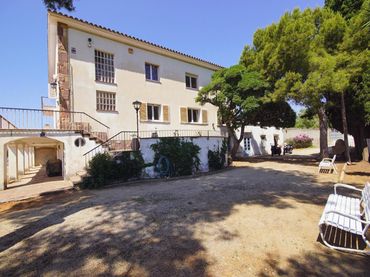 House with balcony for sale in Pasaje Passatge Torrent Umbert