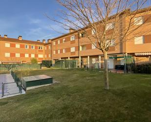 Vista exterior de Apartament en venda en Grañón amb Parquet, Moblat i Forn