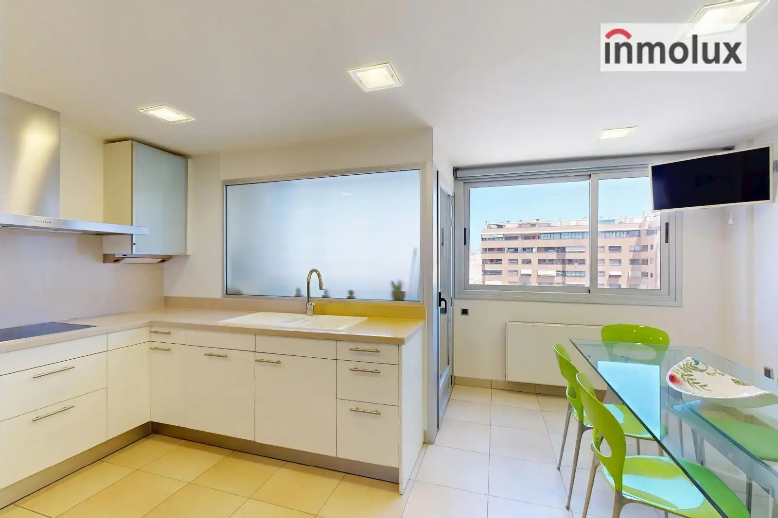 Ático con ascensor en venta en Calle Moratín, imagen 18